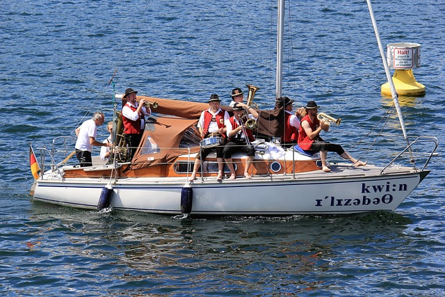 接受的是 接受的是